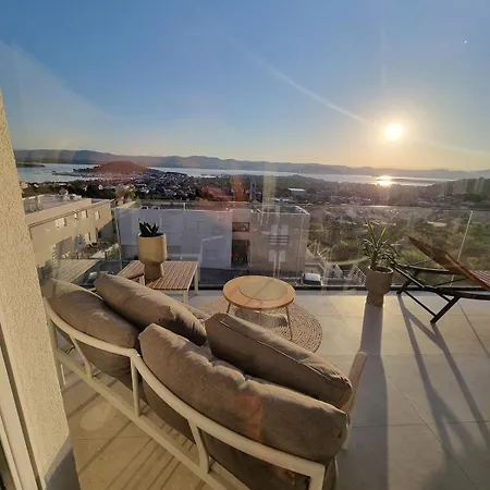 View Penhouse Apartment