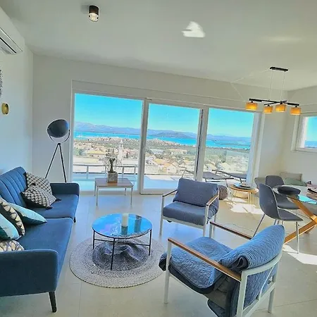 View Penhouse Apartment